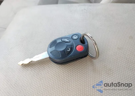 2009 Ford Escape Xlt z USA, uszkodzony, nr VIN 1FMCU93G89KA25353